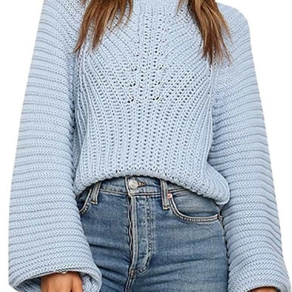 Lantern Sleeve Crop Sweater - Picture 2 of 9